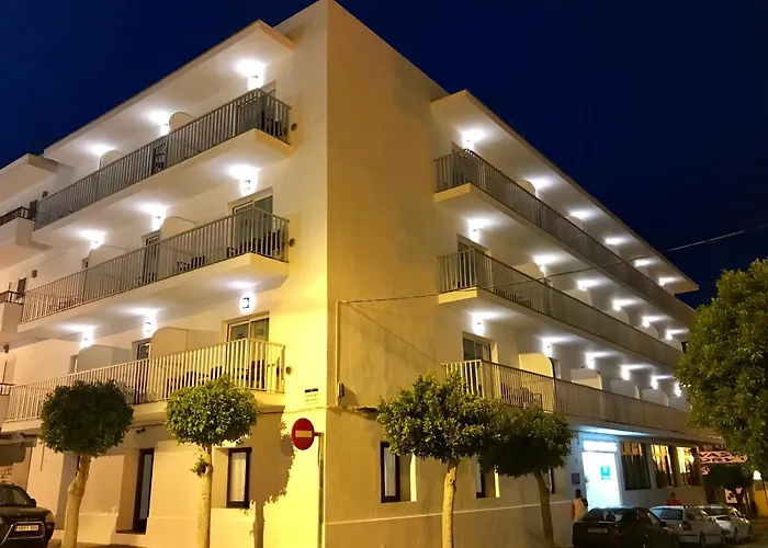 Hostal Cervantes San Antonio Abad
